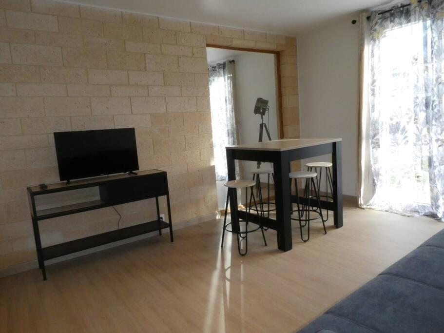 Manava Apartment Claveyson Exterior photo